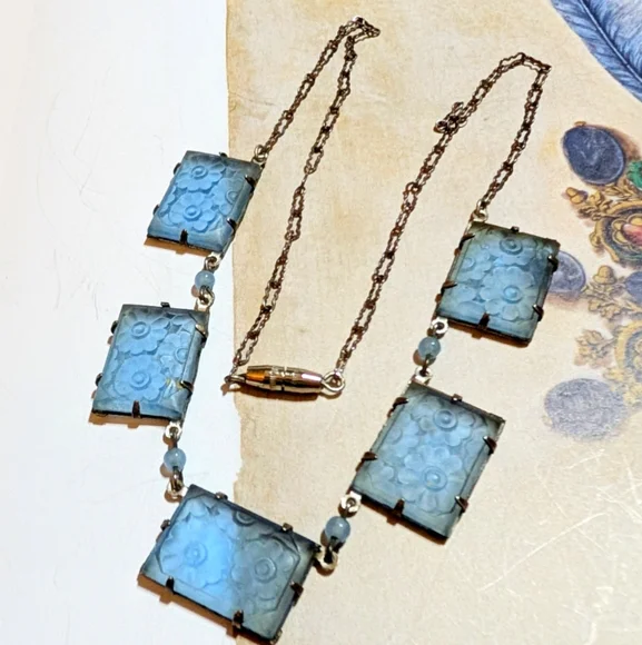 Antique CAMPHOR GLASS Necklace - Picture 6 of 7